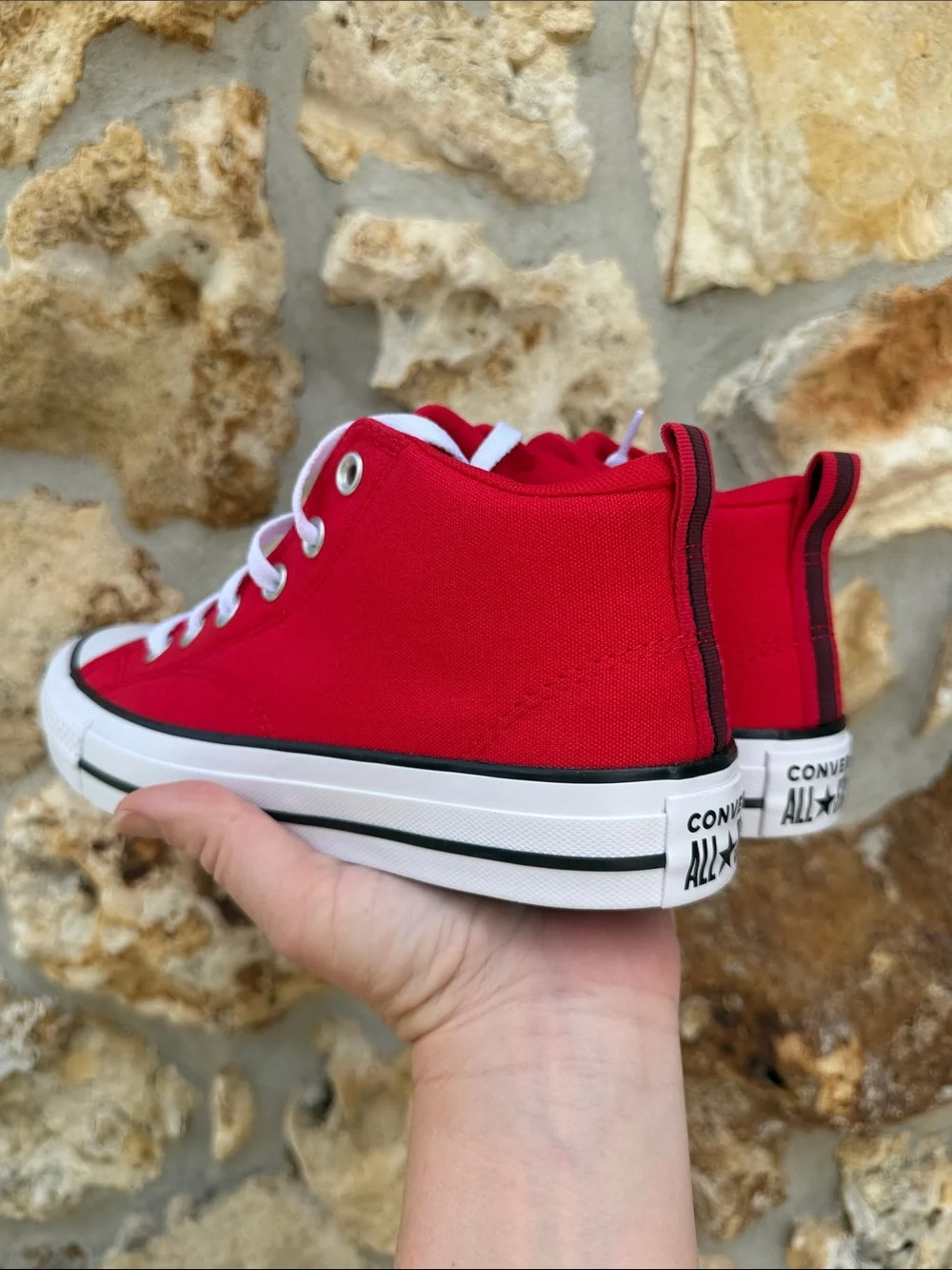 Converse CTAS sneakers Malden st mid youth 6 women’s 8